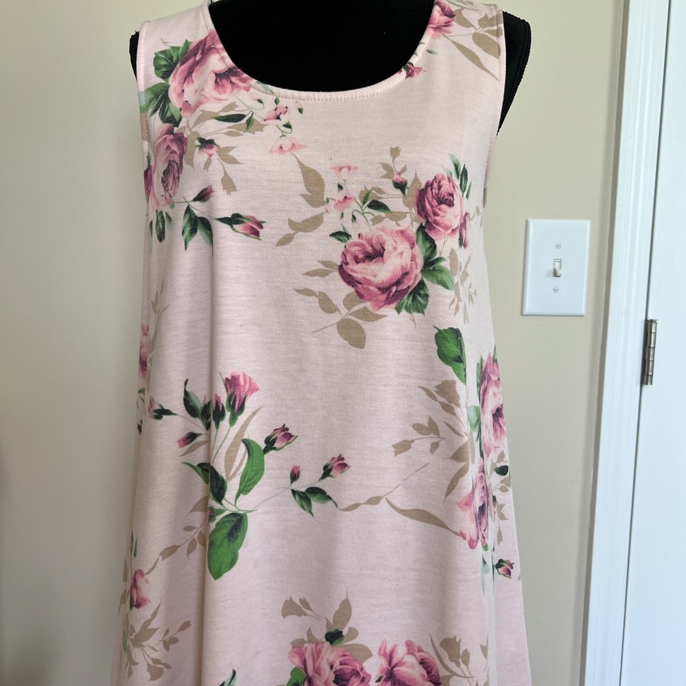 Ladies casual/dress tank style tops